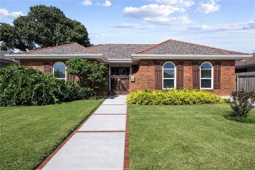 8 37th St, Kenner, LA, 70065-3359 | Card Image