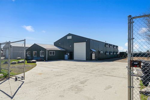 2002 S Garfield Rd, Airway Heights, WA, 99001-9025 | Card Image