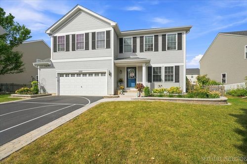 1202 Robinson St, Elburn, IL, 60119-9532 | Card Image