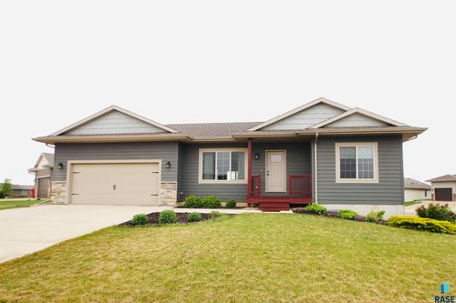 9500 W Richie Cir, Sioux Falls, SD, 57106-4961 | Card Image