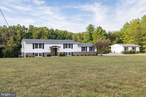 127 Mountain View Rd, Winchester, VA, 22603-3463 | Card Image