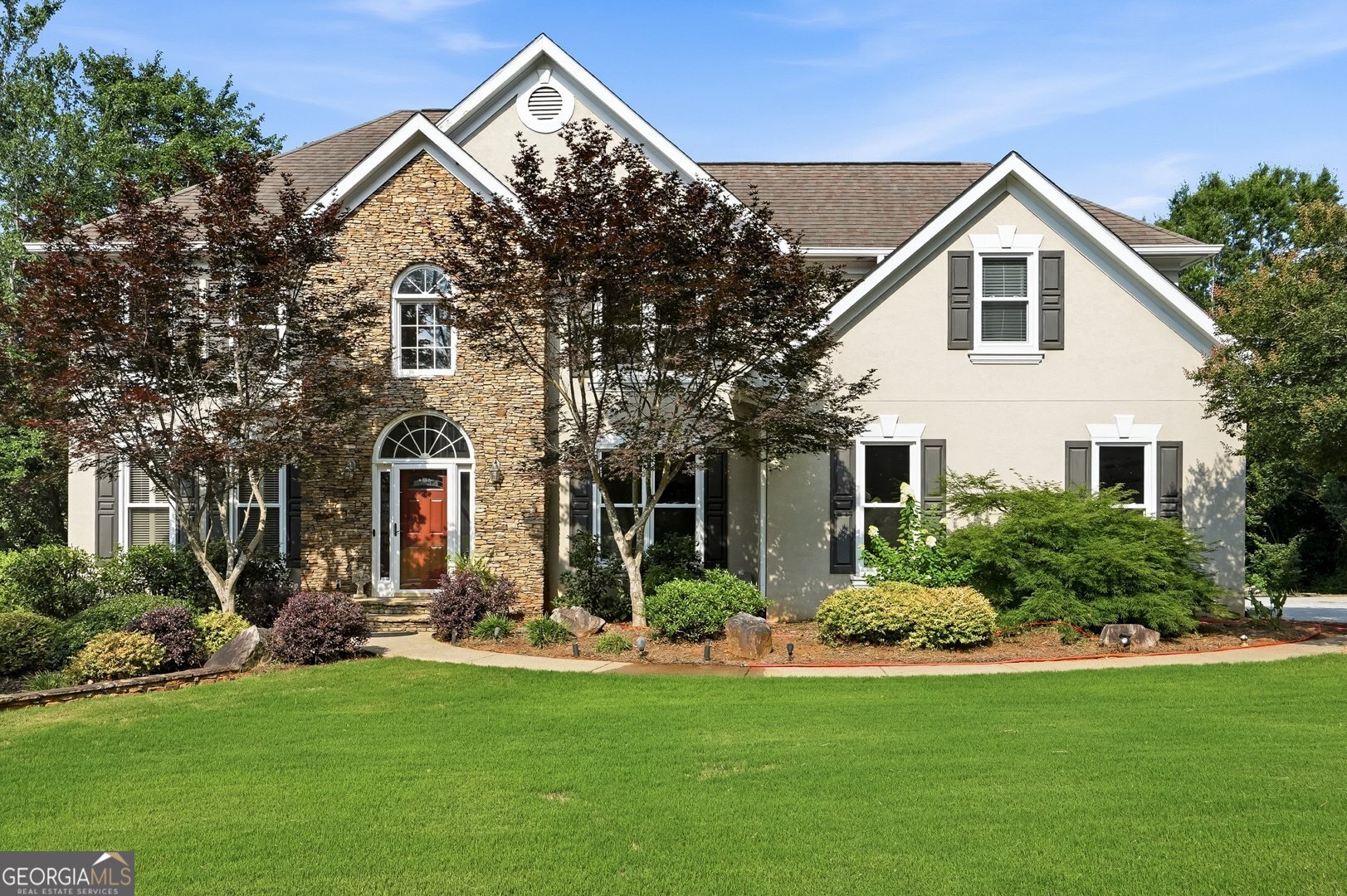 Residential Income in Suwanee