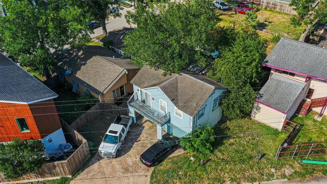 1110 E 27 Th St, House other with 5 bedrooms, 3 bathrooms and 2 parking in Houston TX | Image 37