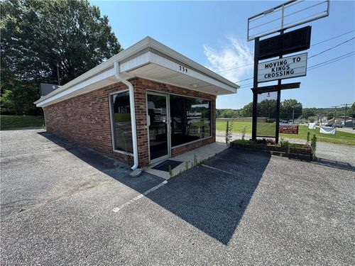 239 S Main St, King, NC, 27021-9012 | Card Image