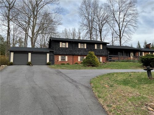 3162 Chestnut Grove Church Rd, Sparta, NC, 28675-9737 | Card Image