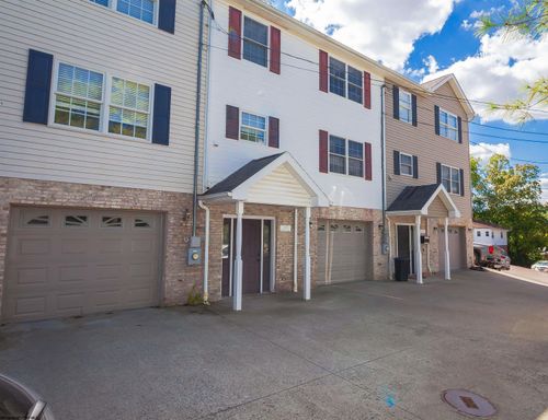 1510 Bergamont St, Morgantown, WV, 26505-2527 | Card Image