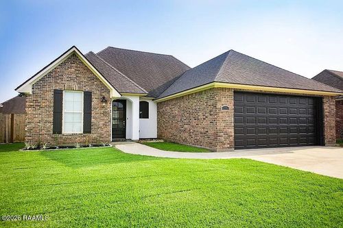202 Clay Ridge Dr, Youngsville, LA, 70592-5996 | Card Image