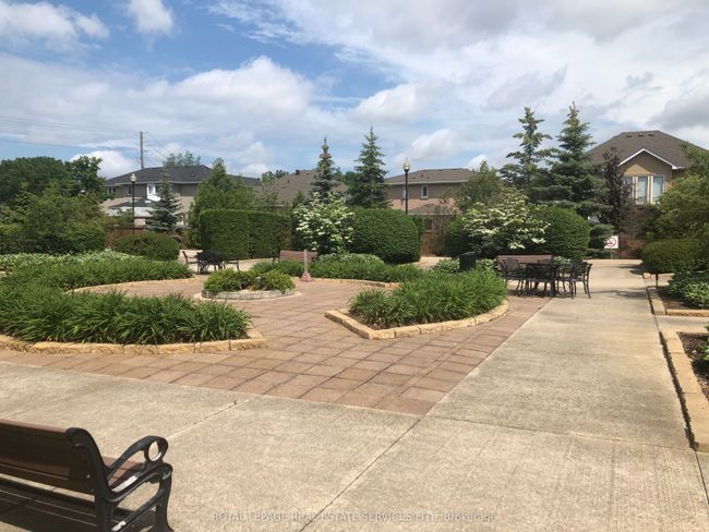 109 - 9519 Keele St, Condo with 2 bedrooms, 2 bathrooms and 2 parking in Maple ON | Image 15