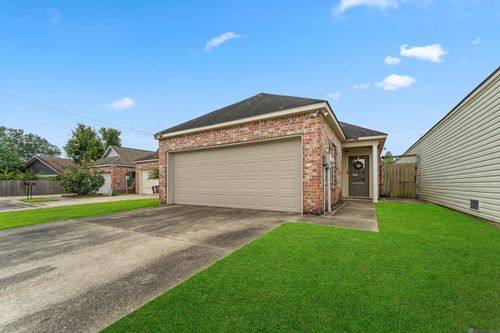 15070 Cranbrook Ct, Baton Rouge, LA, 70819-3300 | Card Image