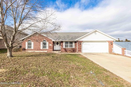 1766 Del Cerro Dr, Jefferson City, MO, 65101-5536 | Card Image