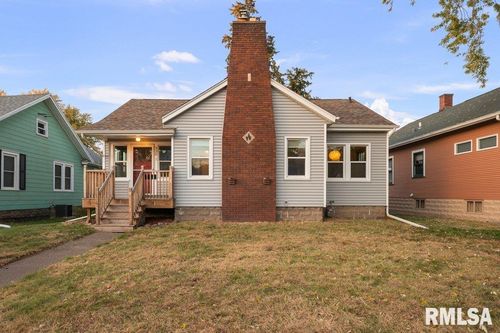 338 W 30th St, Davenport, IA, 52803-1012 | Card Image