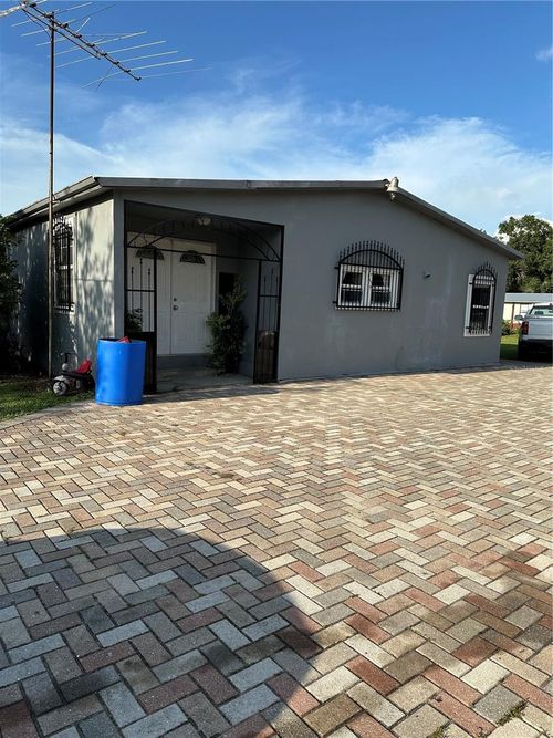 1326 Ne Forrest Ave, ARCADIA, FL, 34266-5548 | Card Image