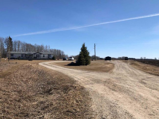 401035a Range Road 6 1, Home with 3 bedrooms, 2 bathrooms and null parking in Rural Clearwater County AB | Image 3