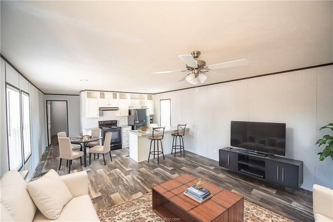 551 Boysenberry Rd, House other with 3 bedrooms, 2 bathrooms and null parking in Somerville TX | Image 4