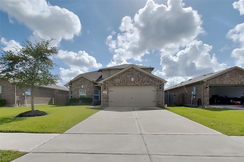 520 Red Dusk Paint Drive, La Marque, TX, 77568 | Card Image