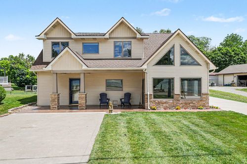 703 Lake Dr, Coldwater, MI, 49036-8516 | Card Image