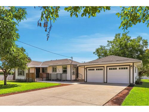 15938 Se Alder St, Portland, OR, 97233 | Card Image