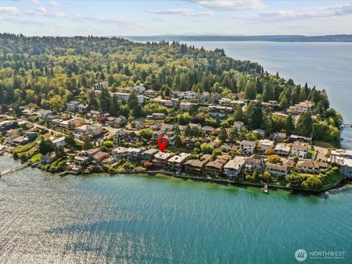 5622 39th Ave W, Seattle, WA, 98199-1031 | Card Image