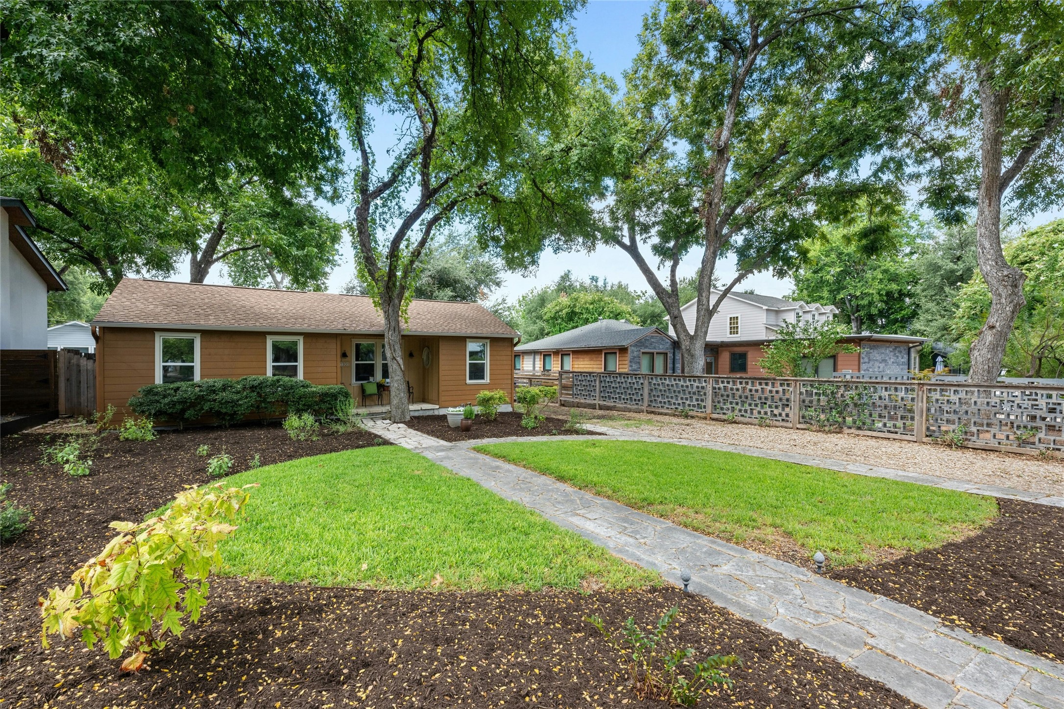 29th St, Austin, TX 78703