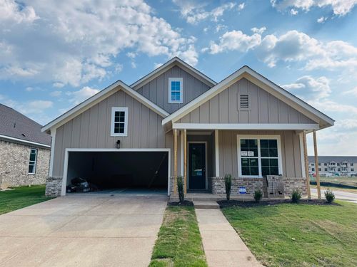 9935 Delphinium Dr N, Cordova, TN, 38018-7173 | Card Image