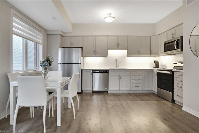 100 Seabrook Dr, Townhouse with 2 bedrooms, 3 bathrooms and 1 parking in Kitchener ON | Image 5