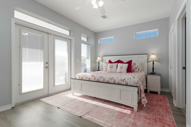 77 mark st-40 | Image 11