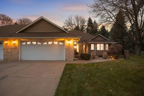 1089 Serene Ct, Shoreview, MN, 55126-8302 | Card Image