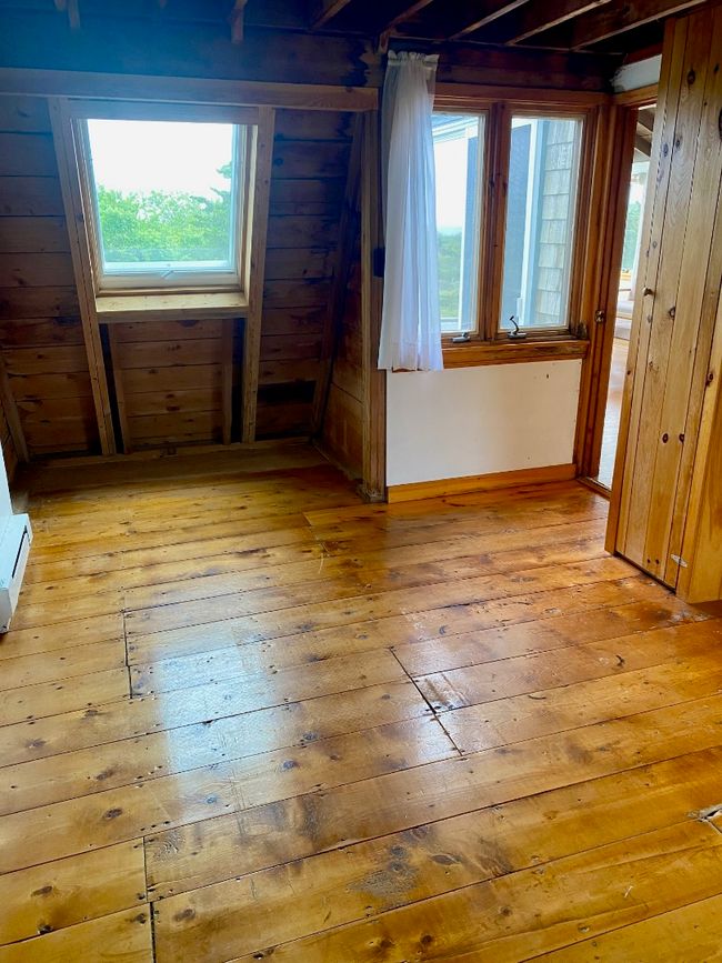 5 Ocean View Farm Rd, House other with 3 bedrooms, 2 bathrooms and null parking in Chilmark MA | Image 9
