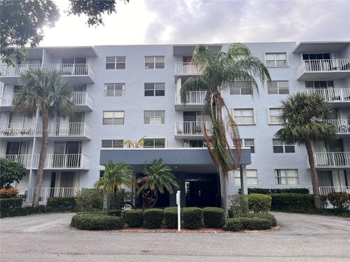 4l-500 Executive Center Dr, West Palm Beach, FL, 33401 | Card Image