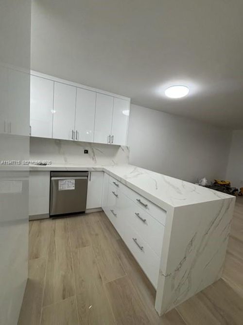 apt-101-840 Sw 129th Pl, Miami, FL, 33184-2109 | Card Image