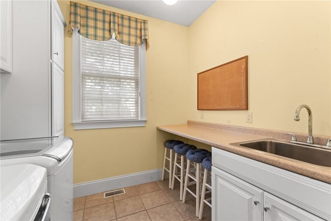 11 Newbury Dr, Condo with 2 bedrooms, 4 bathrooms and 6 parking in Westerly RI | Image 46