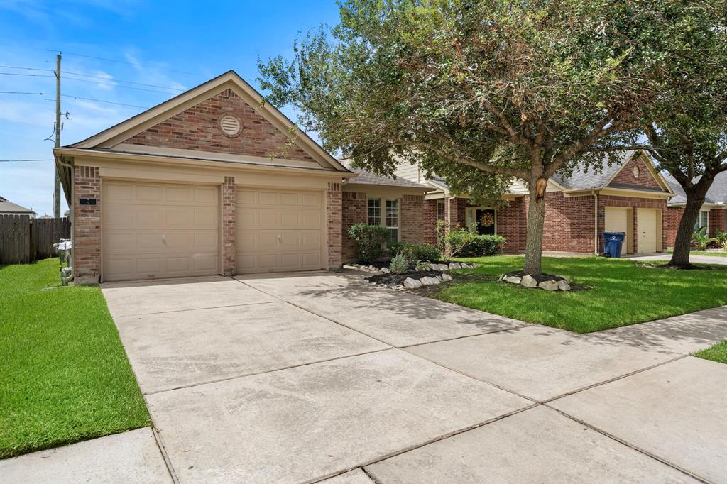 Garden Grove Dr, Manvel, TX 77578