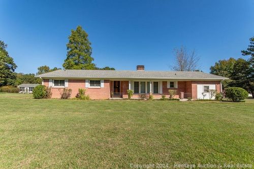 370 Bowen Dr, Savannah, TN, 38372 | Card Image