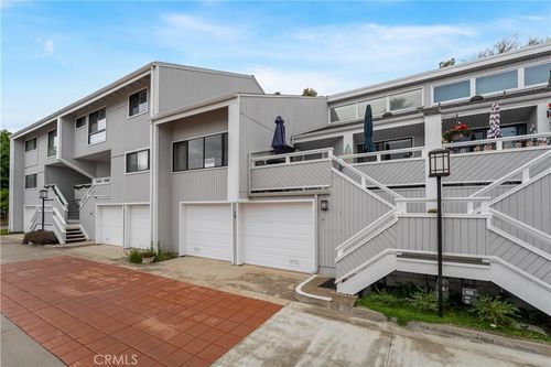 10 Serena Ct, Newport Beach, CA, 92663-2304 | Card Image