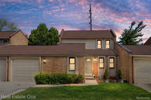 2903 Moon Lake Drive, West Bloomfield Charter Township, MI, 48323 | Card Image