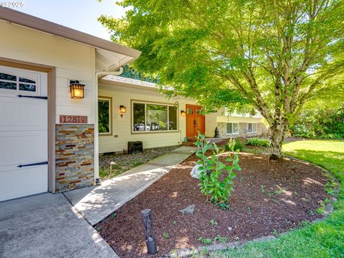 12819 Se Park St, Vancouver, WA, 98683-6365 | Card Image