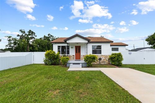 7912 N Saint Peter Ave, Tampa, FL, 33614-3338 | Card Image