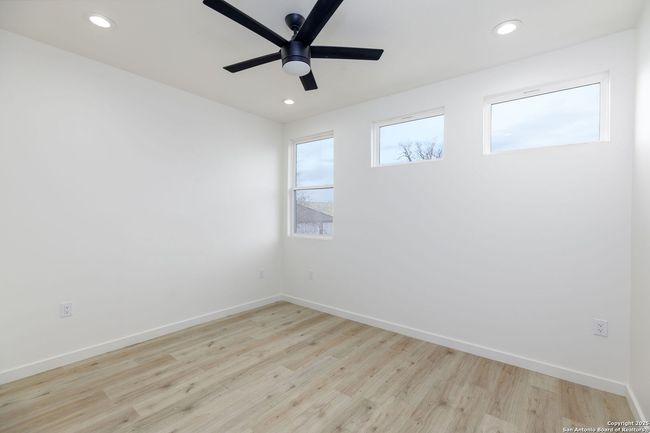 102 - 310 S Mesquite St, Townhouse with 3 bedrooms, 4 bathrooms and null parking in San Antonio TX | Image 27