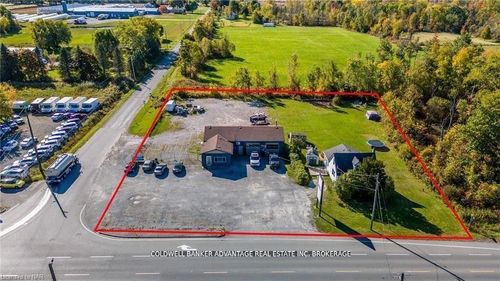 802 Highway 20, Fenwick, ON, L0S1C0 | Card Image