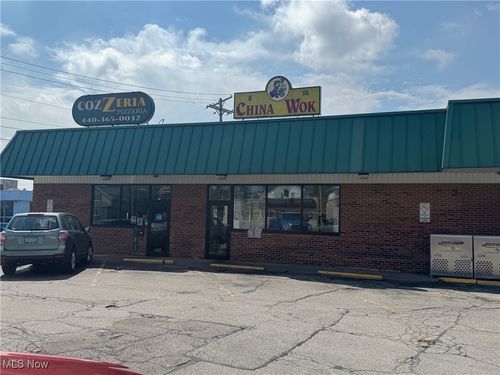 401b-403-401 Cleveland St, Elyria, OH, 44035-6143 | Card Image