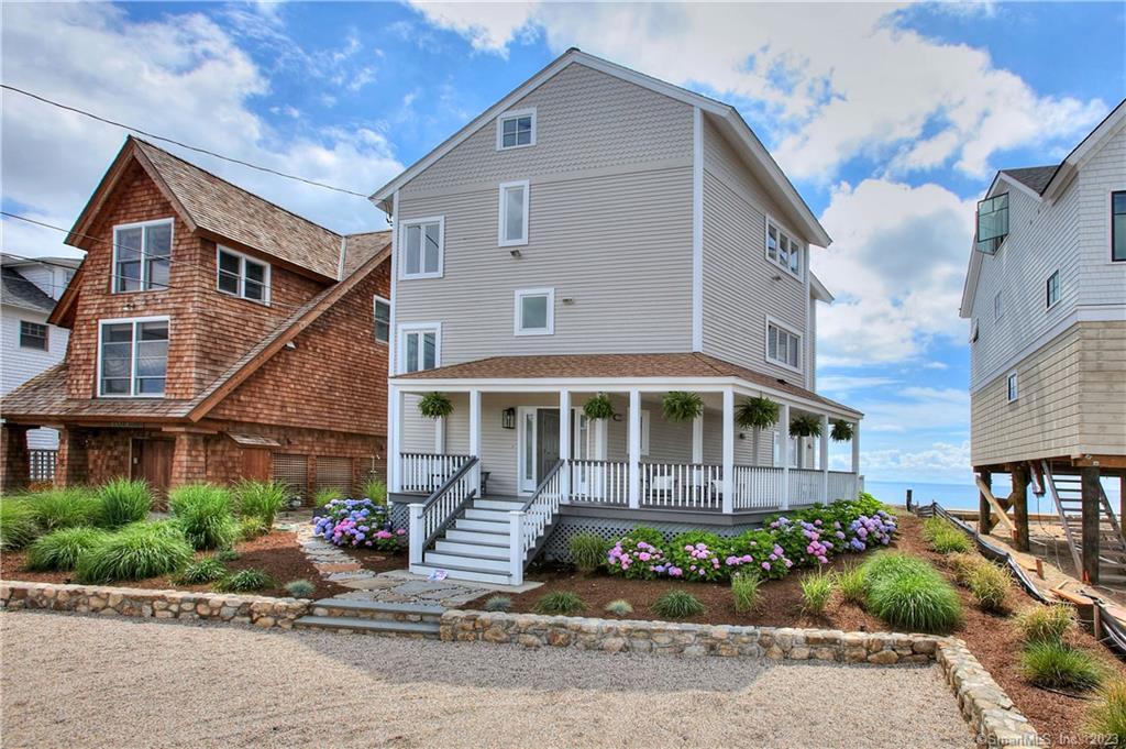 Fairfield Beach Rd, Fairfield, CT 06824