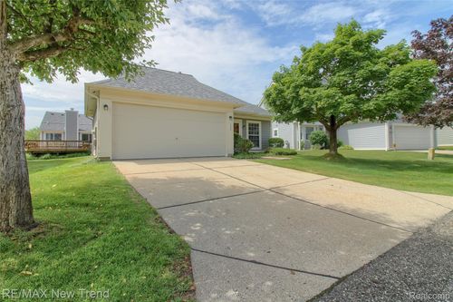 41404 Belden Cir, Novi, MI, 48377-1546 | Card Image