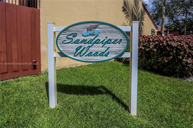 0 - 444 Se 14th St, Townhouse with 2 bedrooms, 2 bathrooms and null parking in Dania Beach FL | Image 36