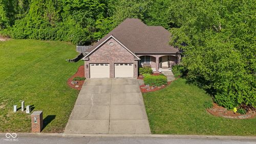 2545 Eisenhower Ln, Terre Haute, IN, 47803-8010 | Card Image