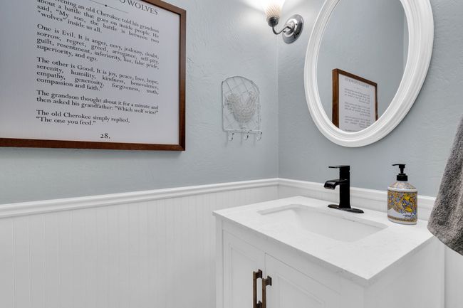 Downstairs Half Bath | Image 11