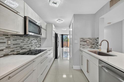407-7451 Nw 16th St, Plantation, FL, 33313-5199 | Card Image