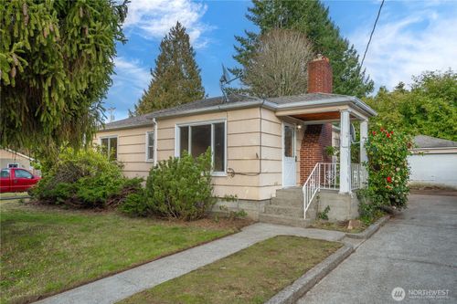 3111 Greenwood Ave W, University Place, WA, 98466-3312 | Card Image