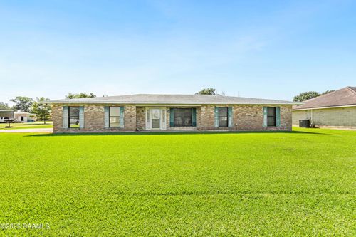 1002 Lemon Dr, Saint Martinville, LA, 70582-6209 | Card Image