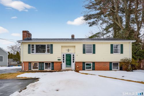 213 Seaside Ave, Milford, CT, 06460-4601 | Card Image