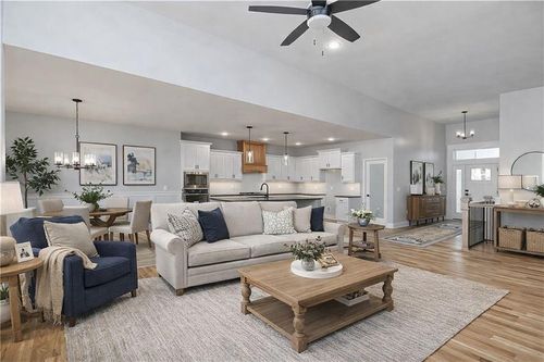 6024 Arapahoe St, Shawnee, KS, 66226-6200 | Card Image